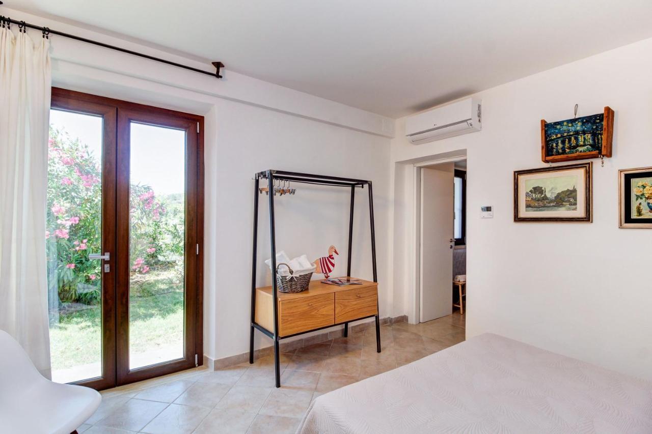 Artemisia Negli Ulivi B&B Magliano in Toscana Exterior foto